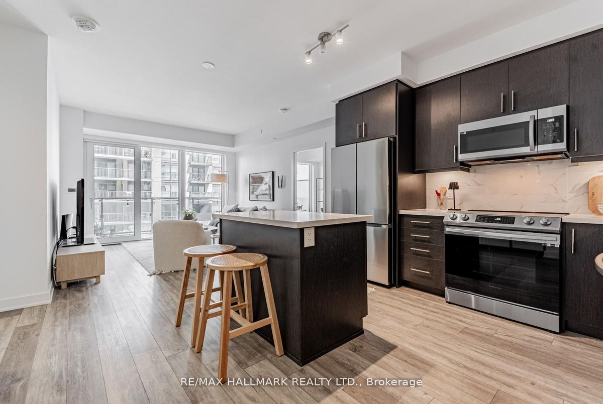 404-105 Oneida Crescent 404-105 Oneida Crescent Richmond Hill