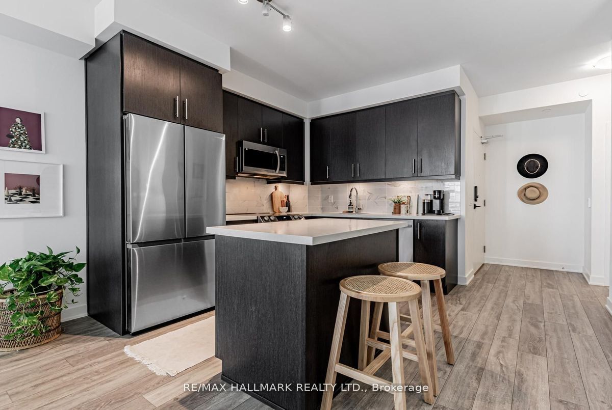 404-105 Oneida Crescent 404-105 Oneida Crescent Richmond Hill