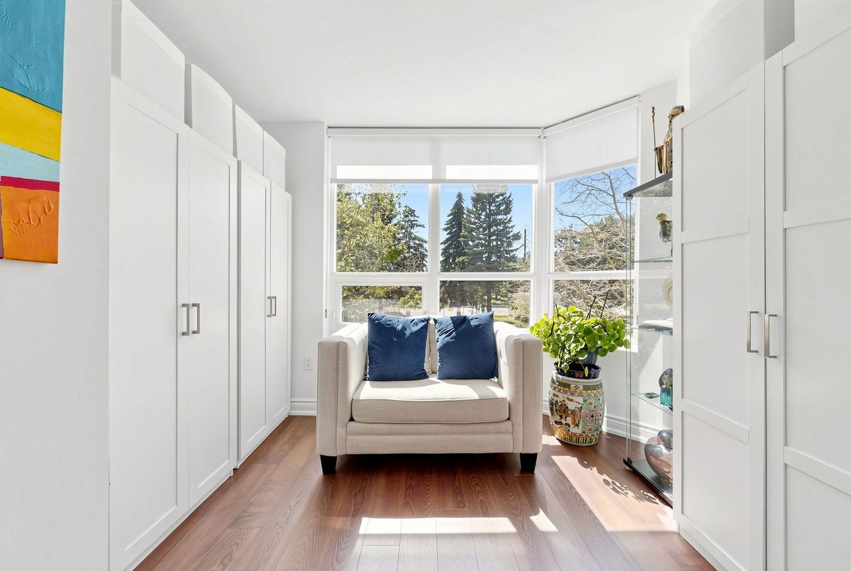 210-7601 Bathurst Street 210-7601 Bathurst Street Vaughan
