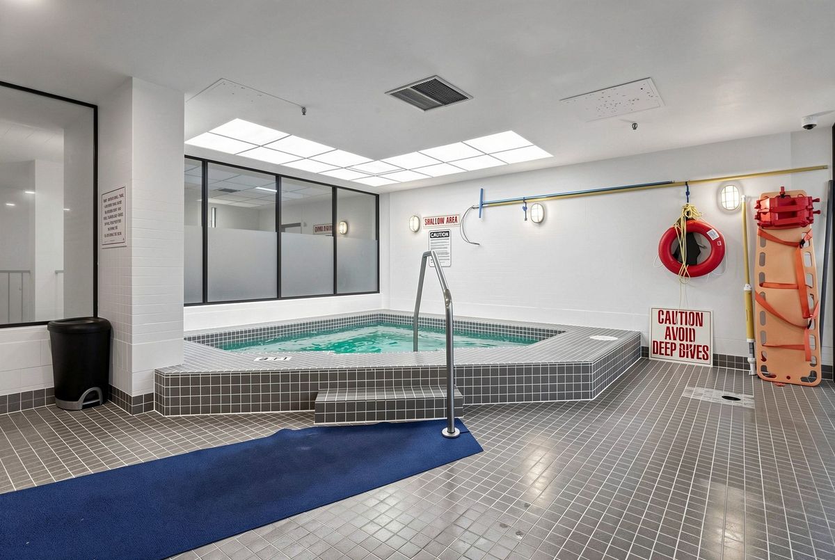 210-7601 Bathurst Street 210-7601 Bathurst Street Vaughan