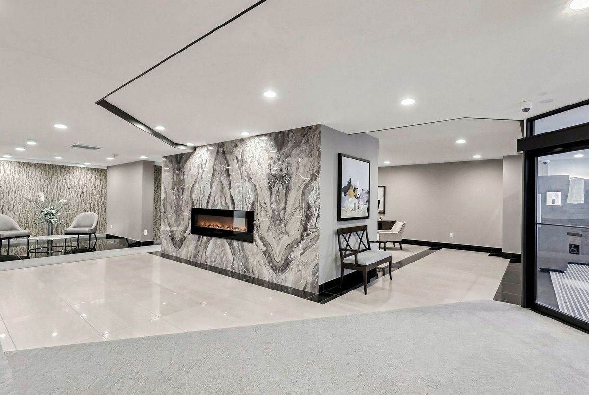 210-7601 Bathurst Street 210-7601 Bathurst Street Vaughan