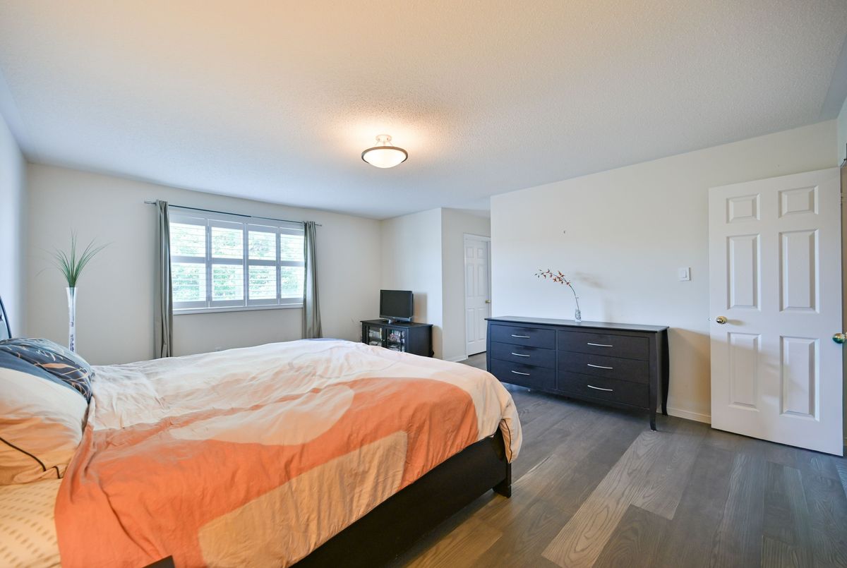 17 Landsdown Crescent 17 Landsdown Crescent Markham