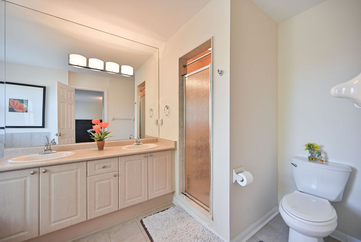 17 Landsdown Crescent 17 Landsdown Crescent Markham
