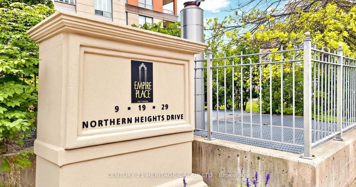 707-9 Northern Heights Drive Richmond Hill