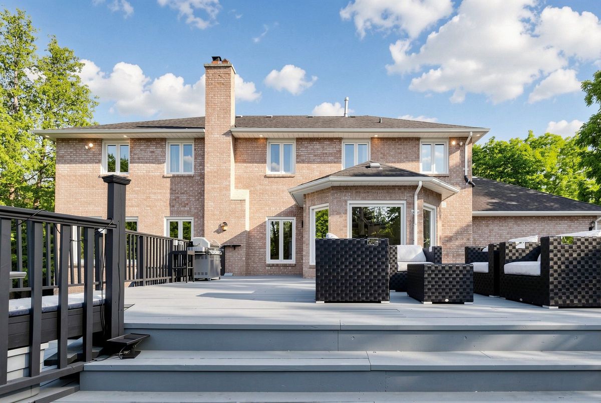 61 SHERRICK Drive 61 SHERRICK Drive Whitchurch-Stouffville