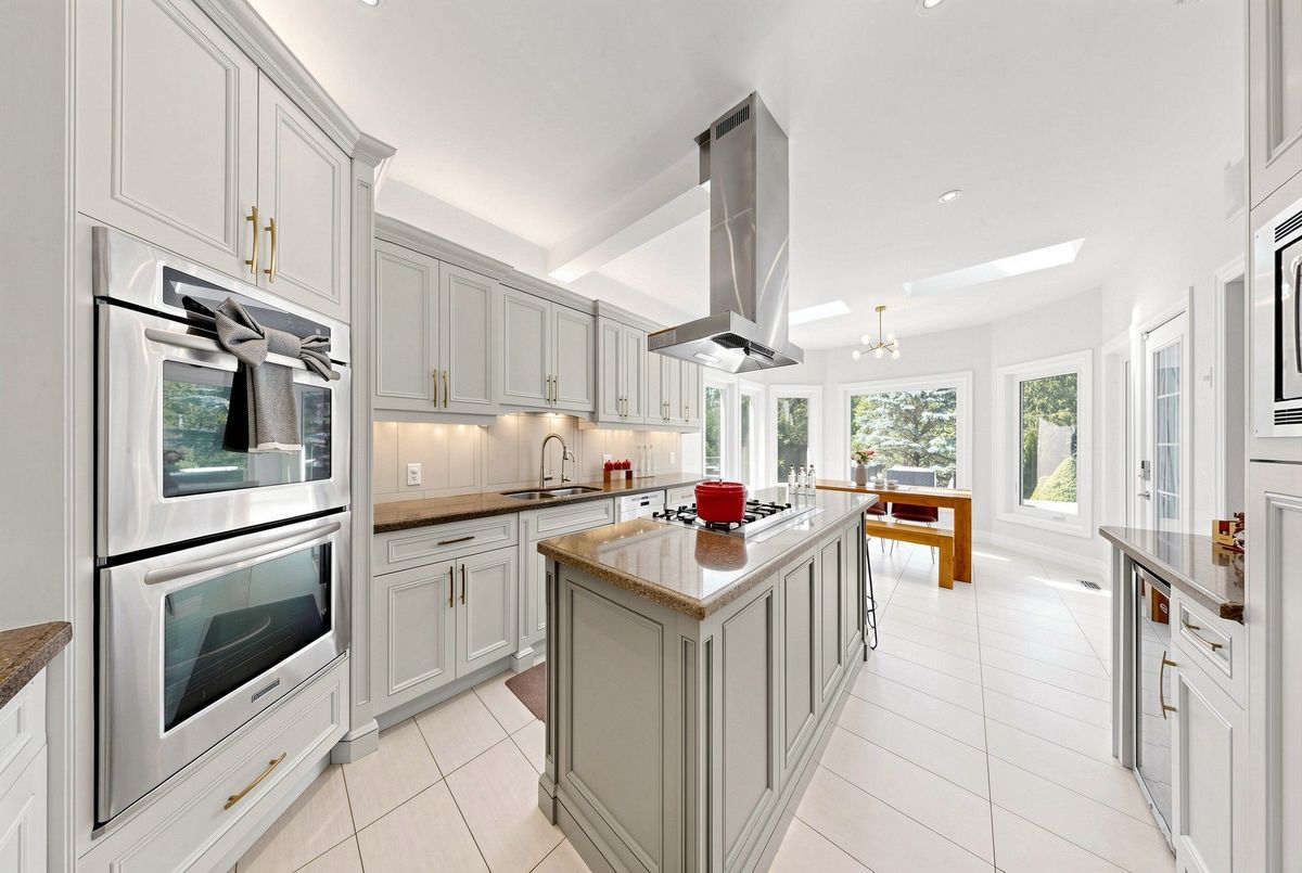 61 SHERRICK Drive 61 SHERRICK Drive Whitchurch-Stouffville