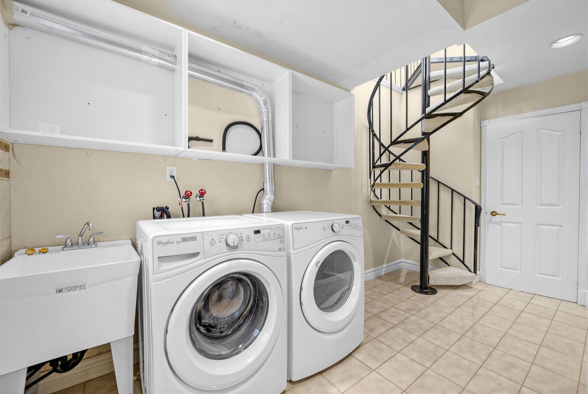 52 Nobleton Lakes Drive 52 Nobleton Lakes Drive King