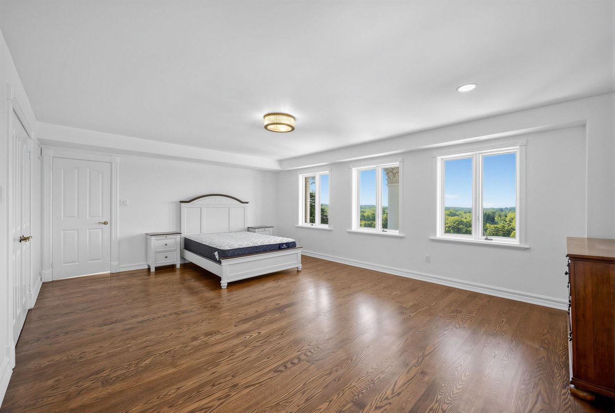 52 Nobleton Lakes Drive 52 Nobleton Lakes Drive King