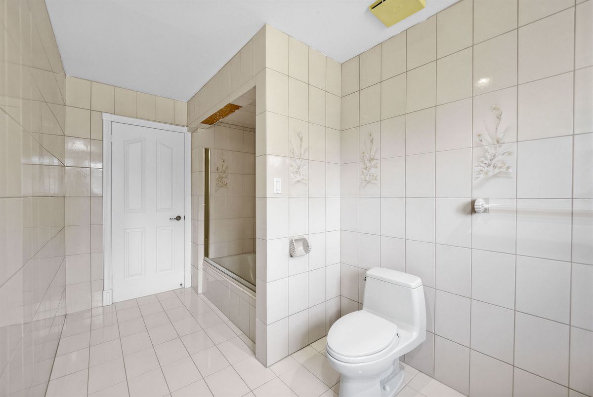 52 Nobleton Lakes Drive 52 Nobleton Lakes Drive King