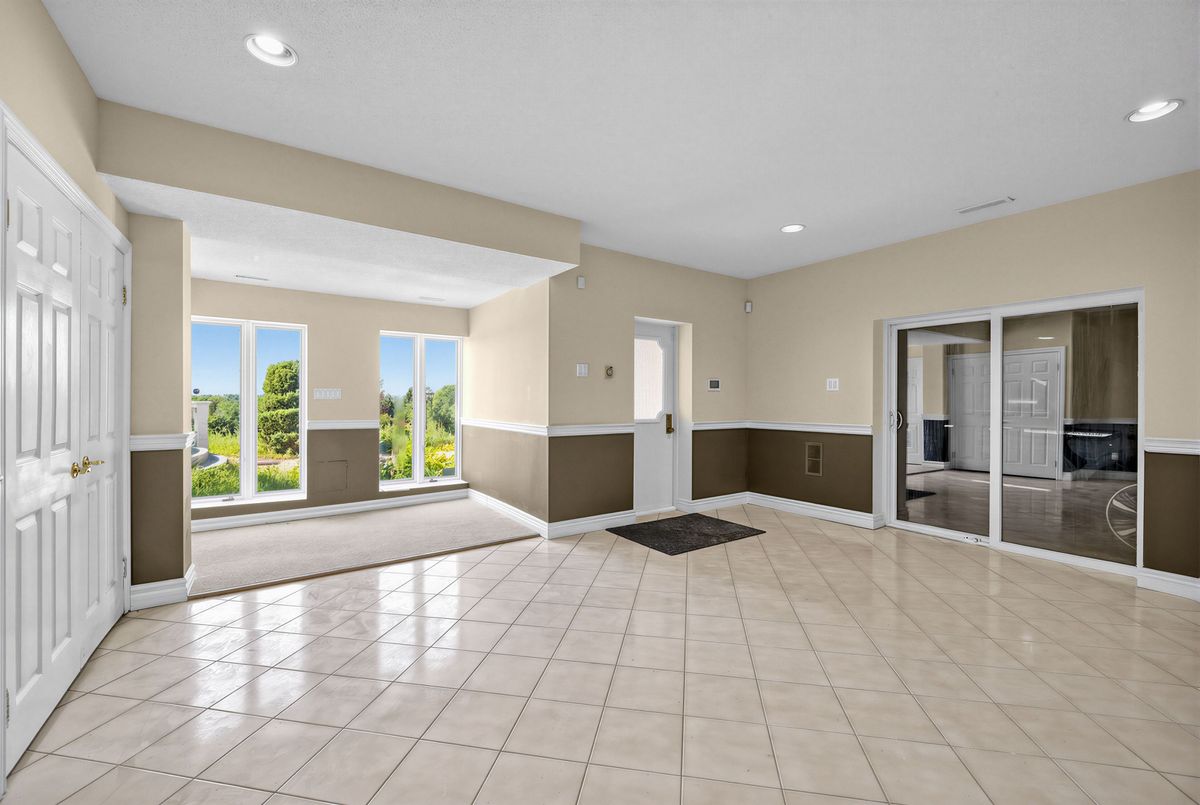 52 Nobleton Lakes Drive 52 Nobleton Lakes Drive King