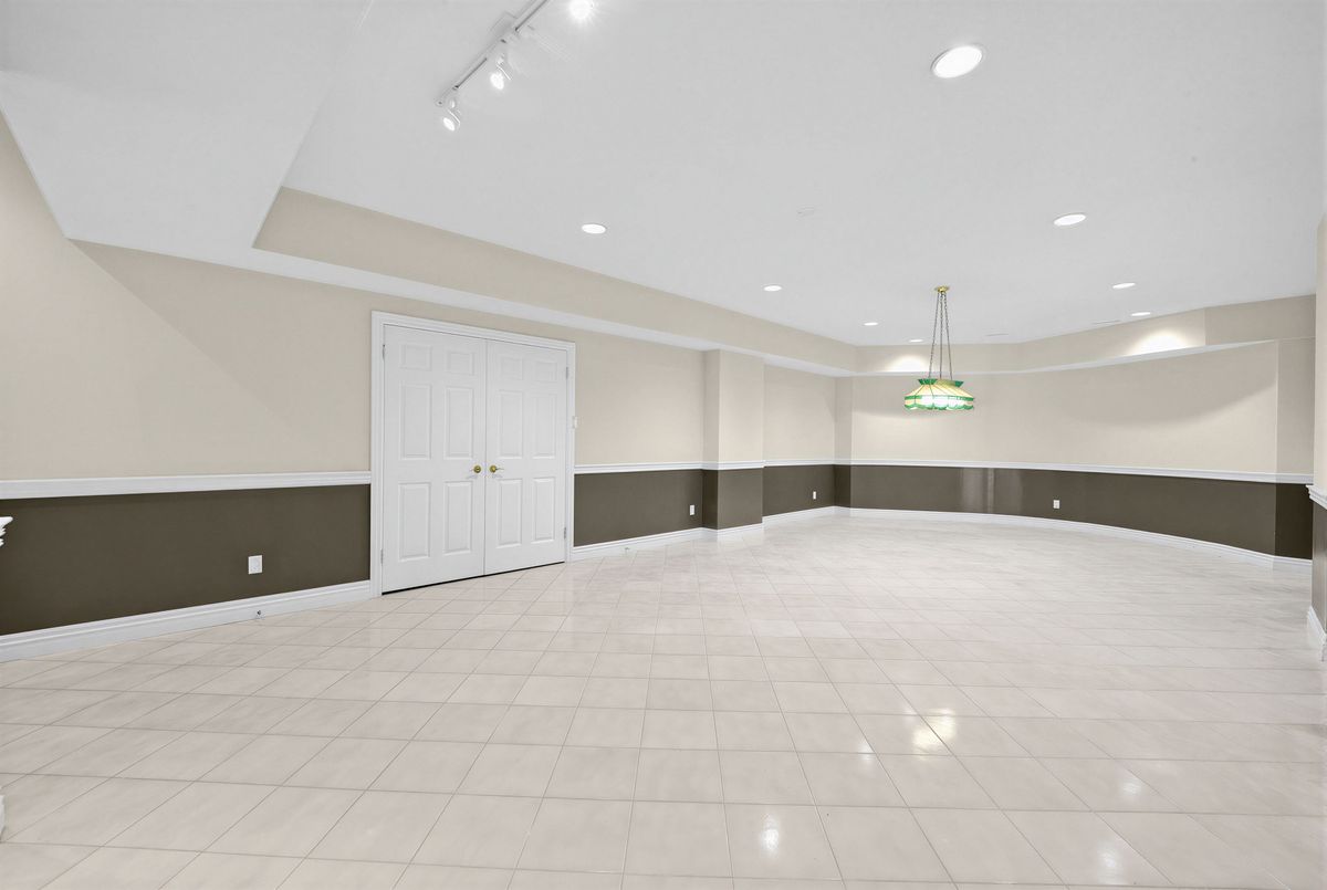52 Nobleton Lakes Drive 52 Nobleton Lakes Drive King