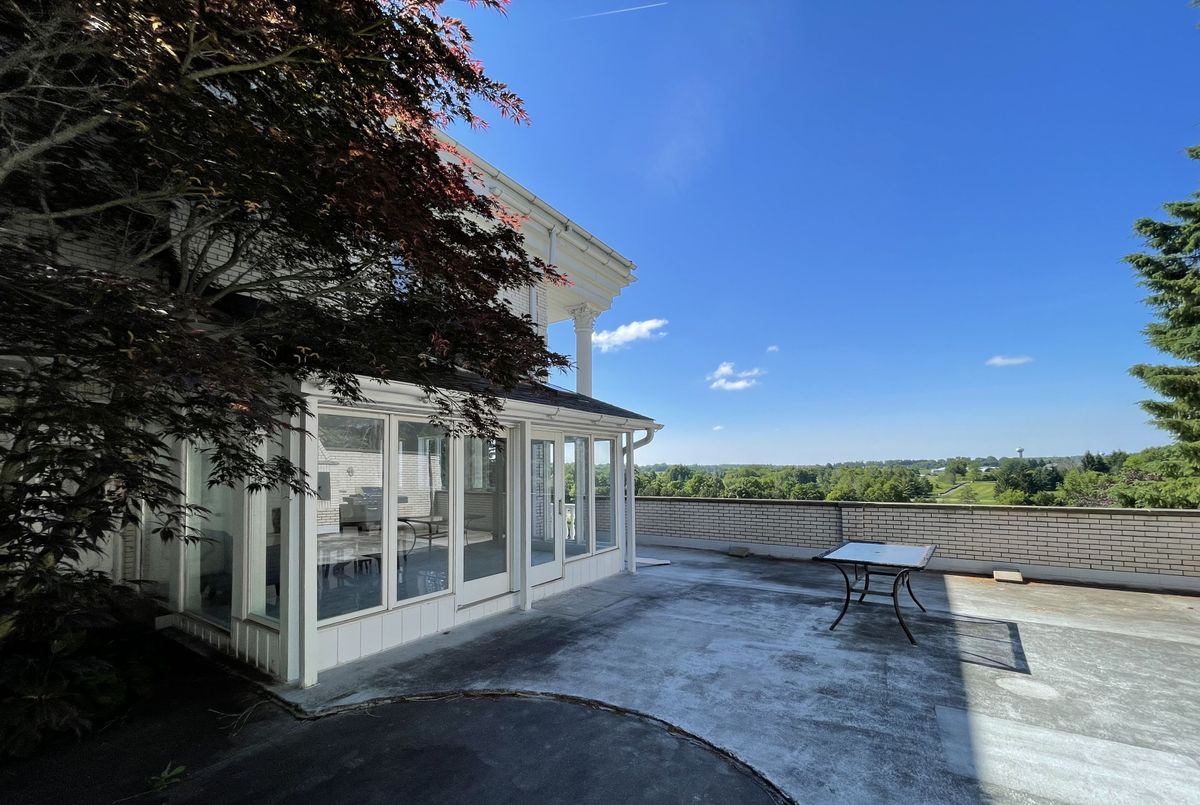 52 Nobleton Lakes Drive 52 Nobleton Lakes Drive King