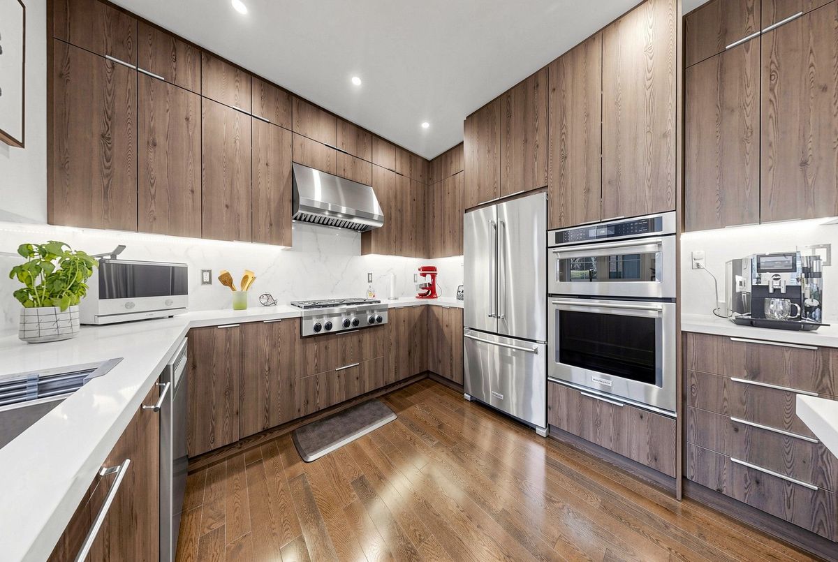 1116 Veterans Way 1116 Veterans Way Newmarket