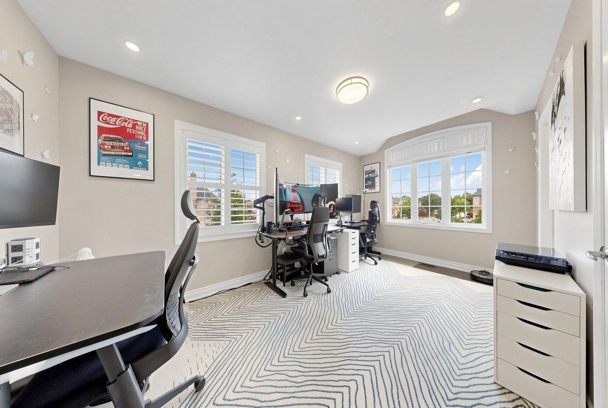 1116 Veterans Way 1116 Veterans Way Newmarket
