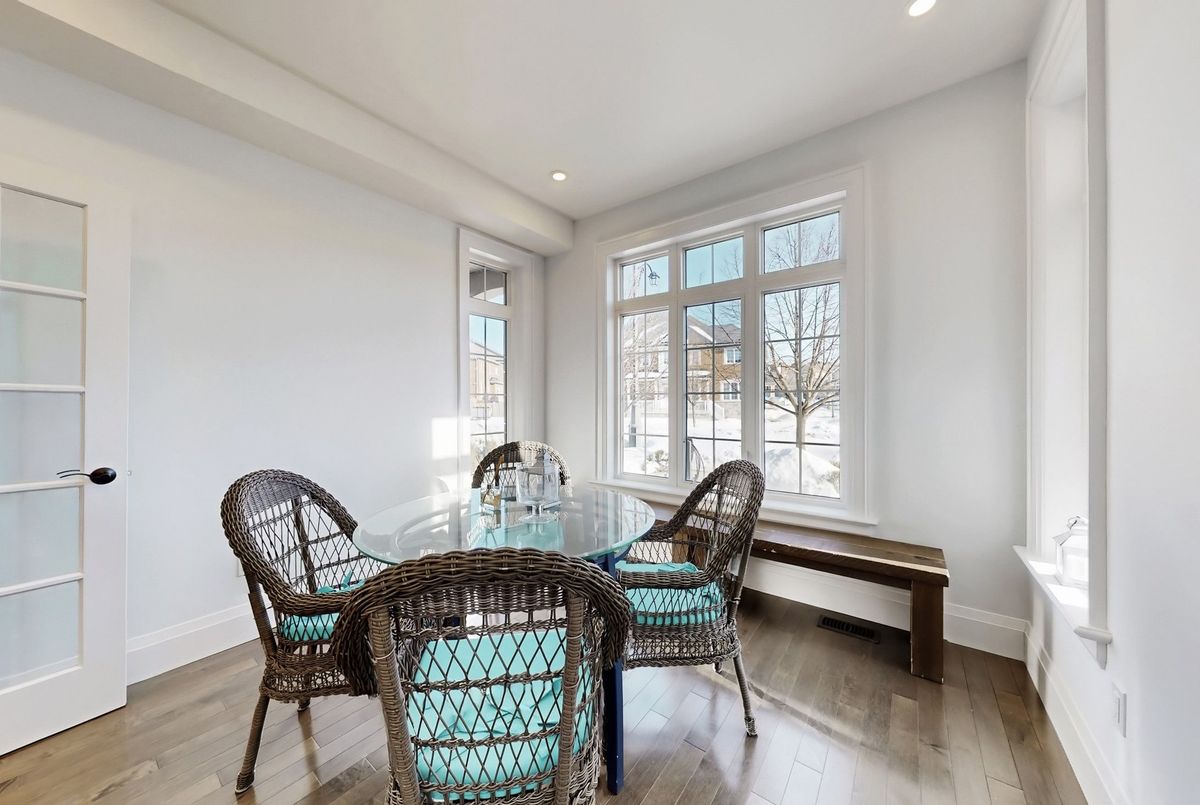 1135 Cenotaph Boulevard 1135 Cenotaph Boulevard Newmarket