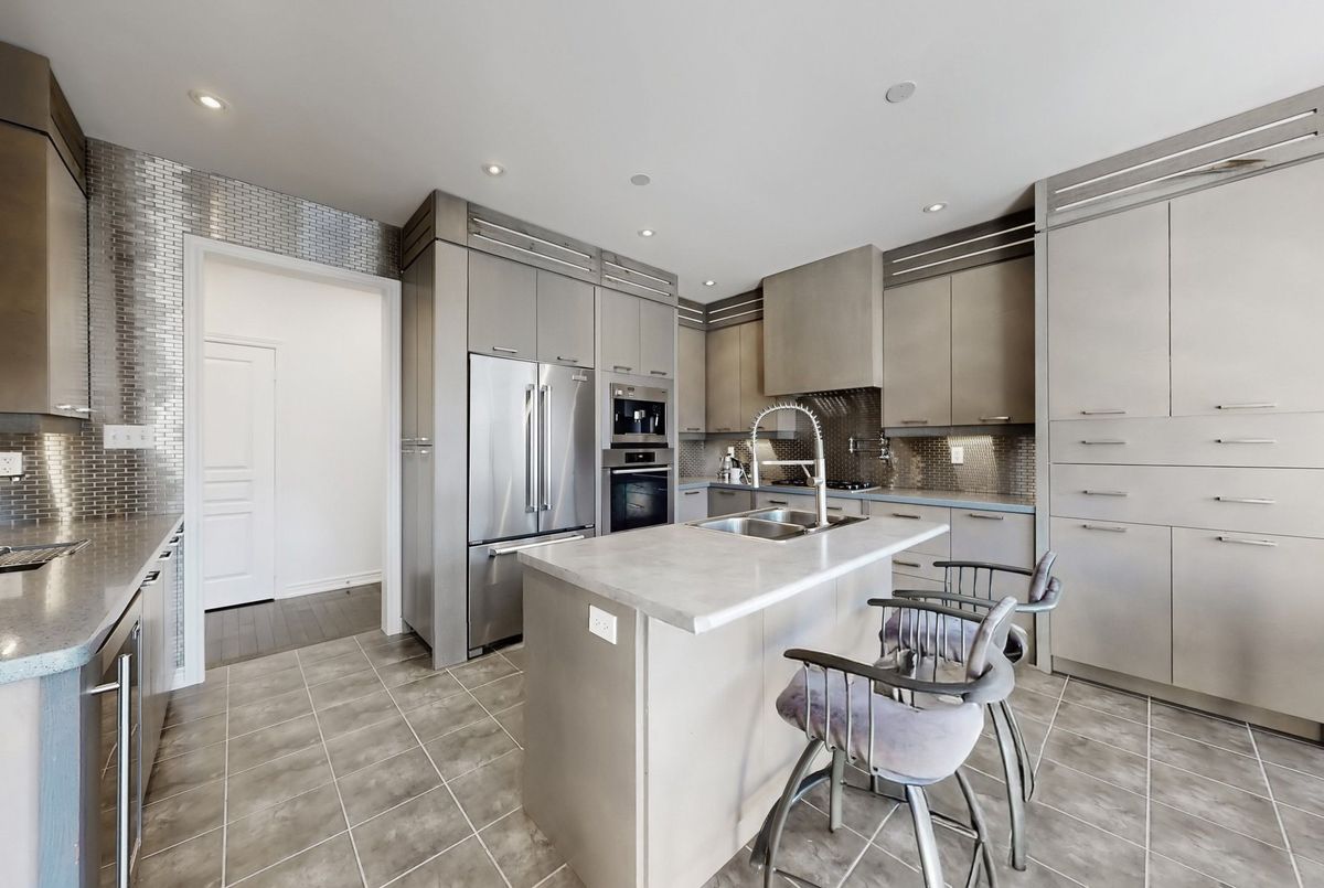 1135 Cenotaph Boulevard 1135 Cenotaph Boulevard Newmarket