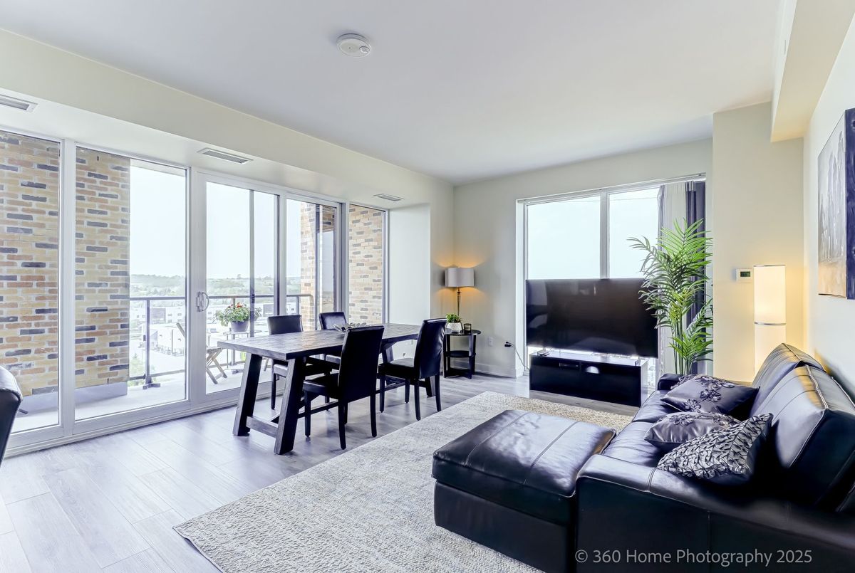 904-100 Eagle Rock Way W 904-100 Eagle Rock Way W Vaughan