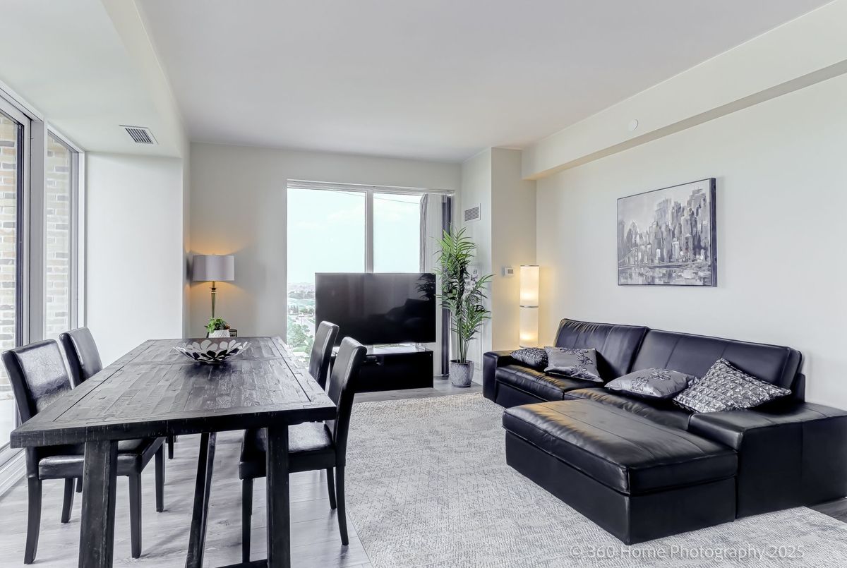 904-100 Eagle Rock Way W 904-100 Eagle Rock Way W Vaughan