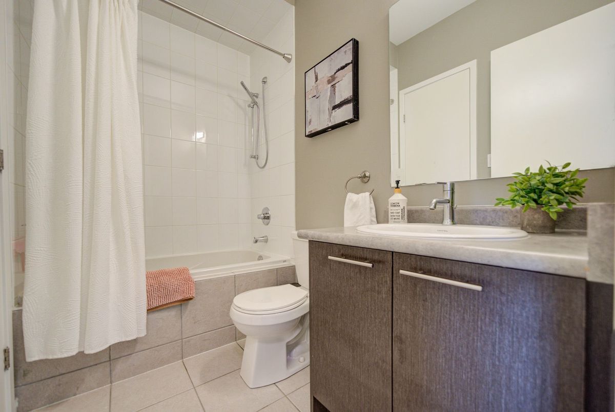 20 Genuine Lane W 20 Genuine Lane W Richmond Hill