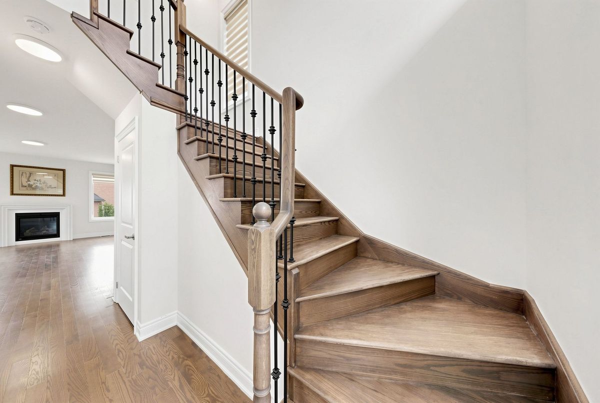 22 Mondial Crescent 22 Mondial Crescent East Gwillimbury