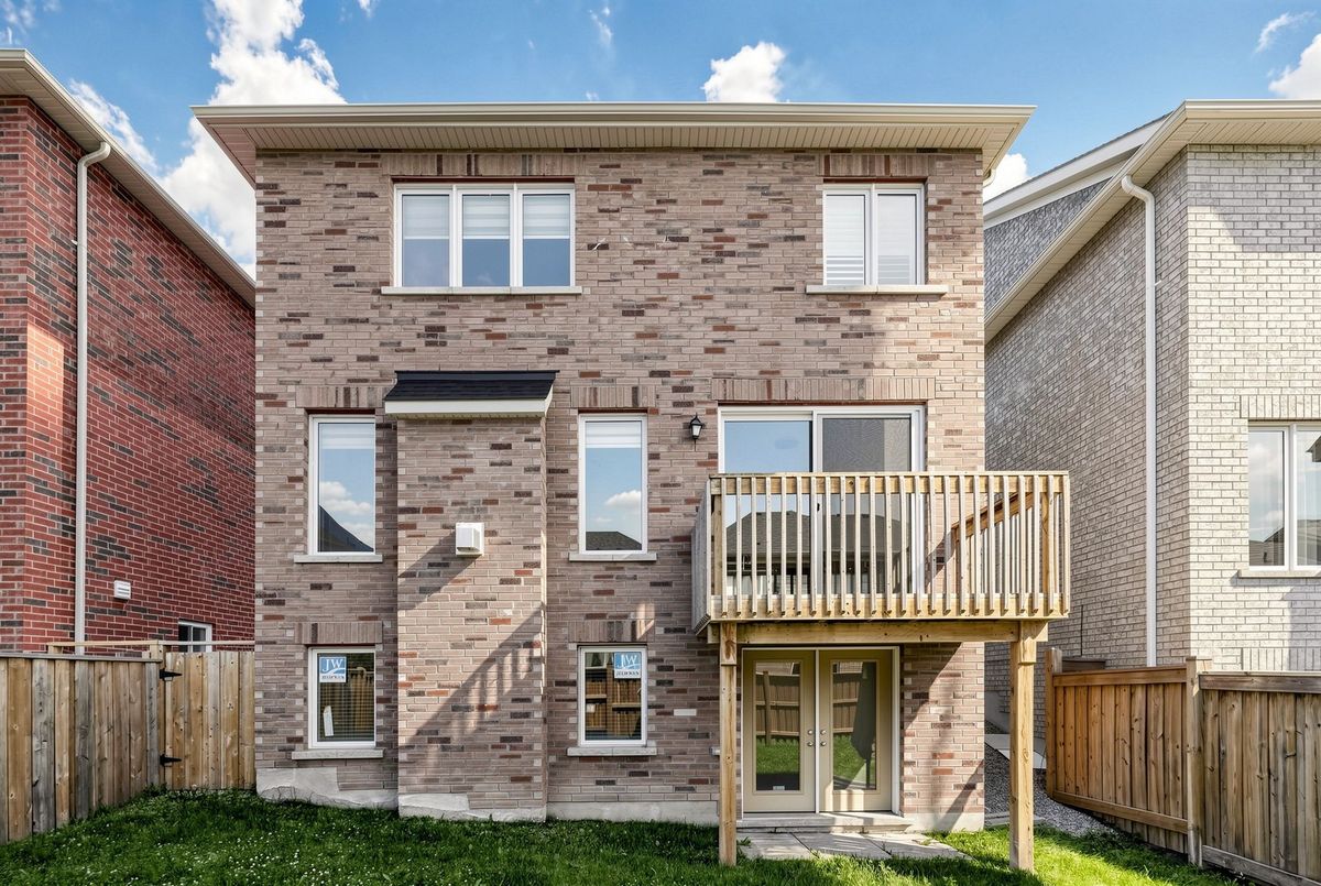 22 Mondial Crescent 22 Mondial Crescent East Gwillimbury