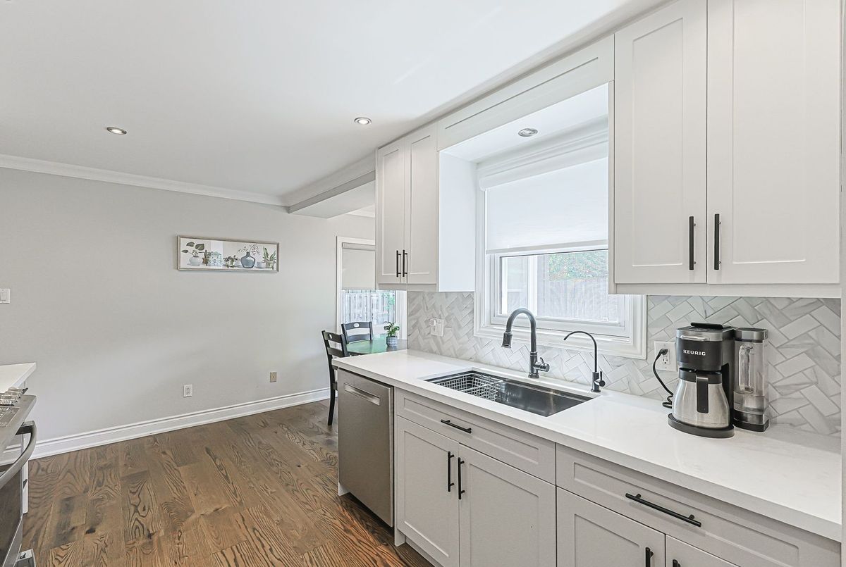 380 Selby Crescent 380 Selby Crescent Newmarket