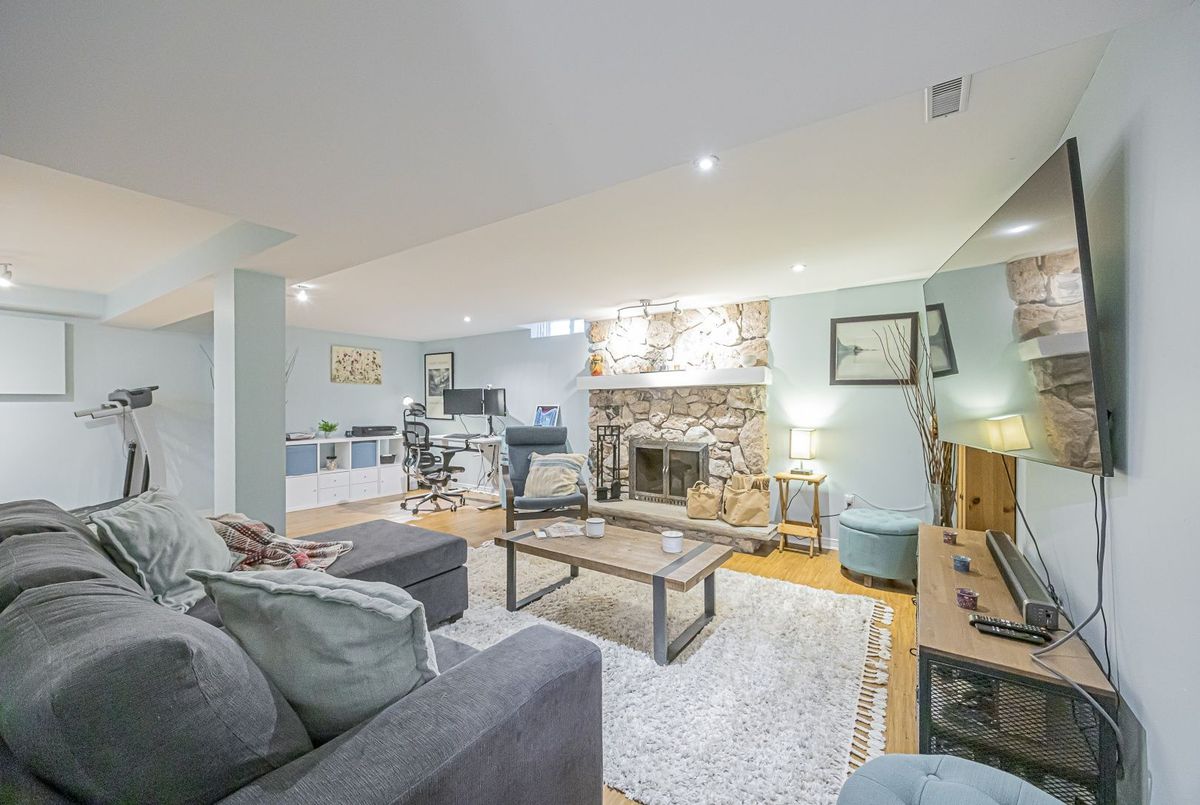 380 Selby Crescent 380 Selby Crescent Newmarket