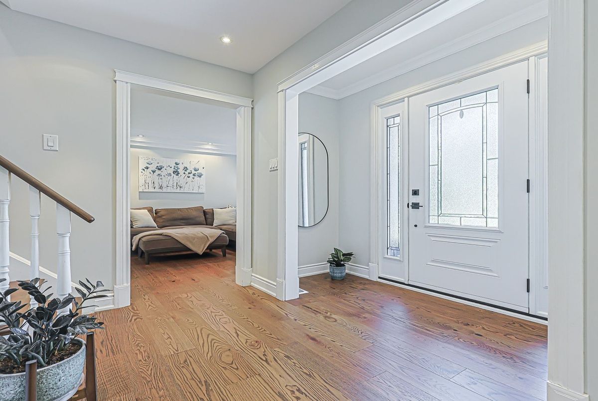 380 Selby Crescent 380 Selby Crescent Newmarket