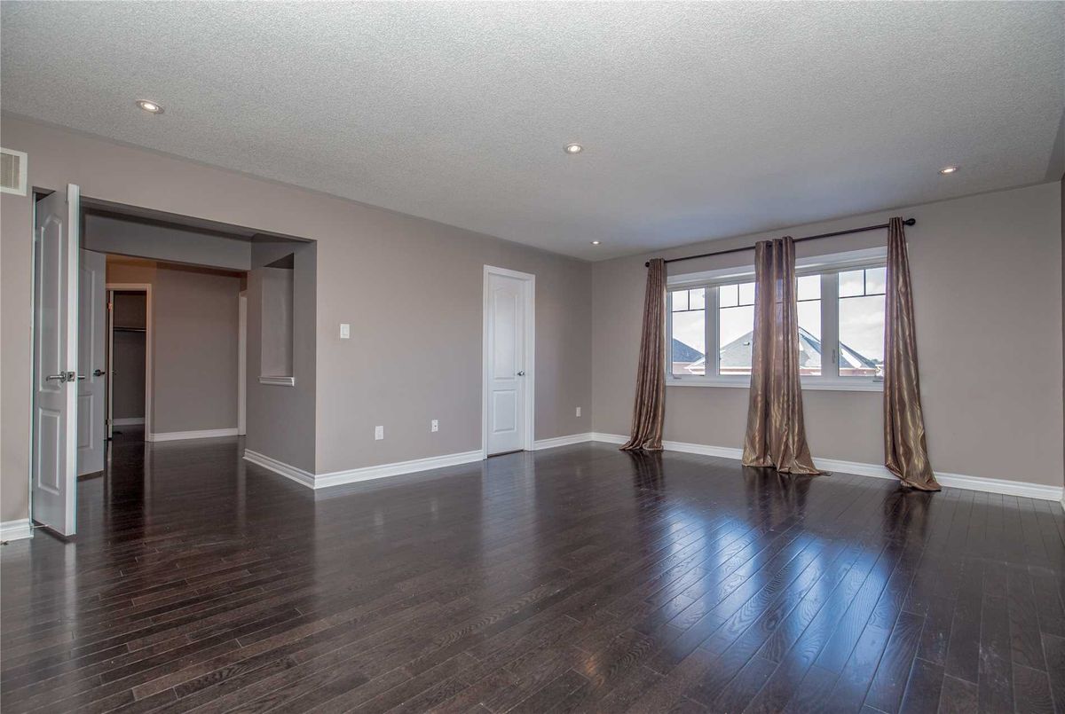 82 Puccini Dr 82 Puccini Dr Richmond Hill
