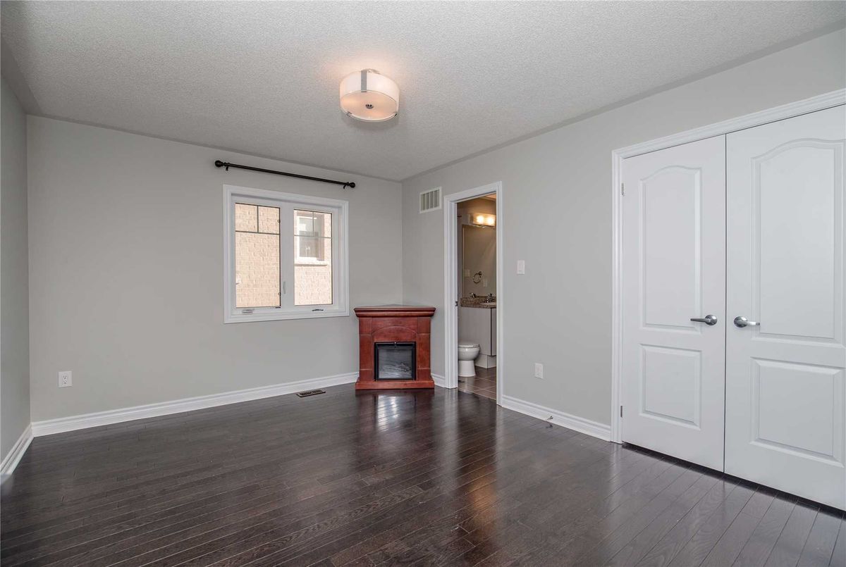 82 Puccini Dr 82 Puccini Dr Richmond Hill