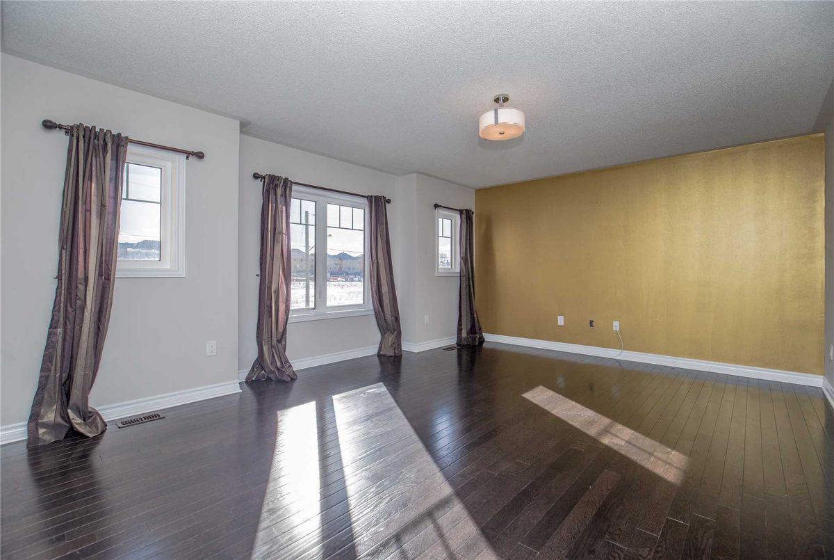 82 Puccini Dr 82 Puccini Dr Richmond Hill