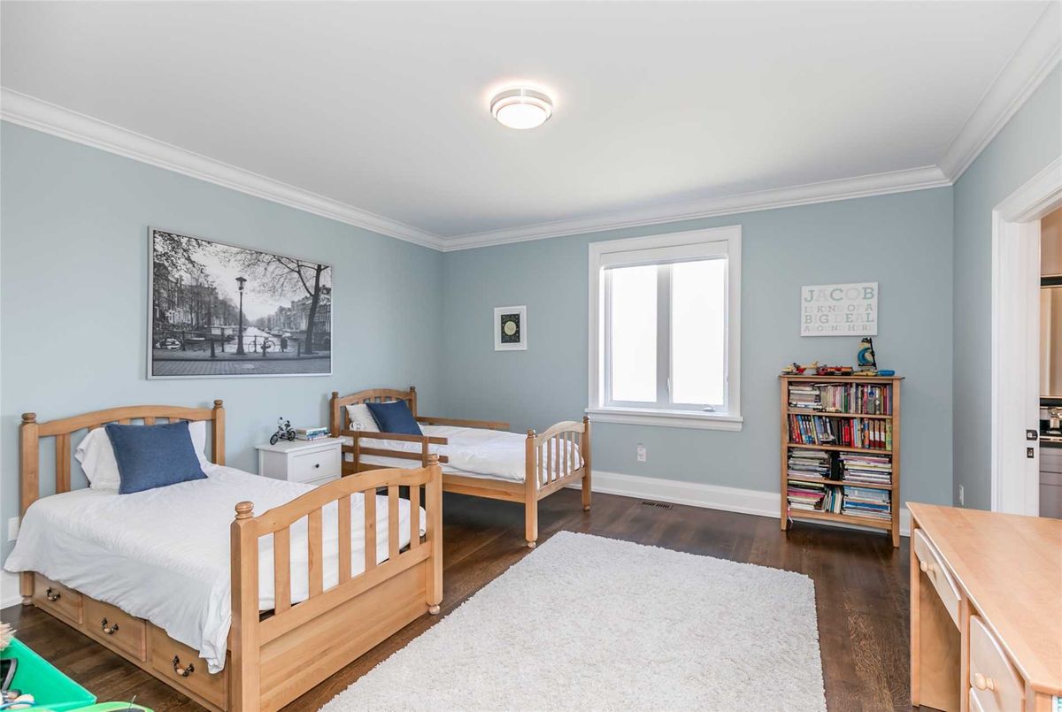 38 Cousins Crt 38 Cousins Crt Bradford West Gwillimbury