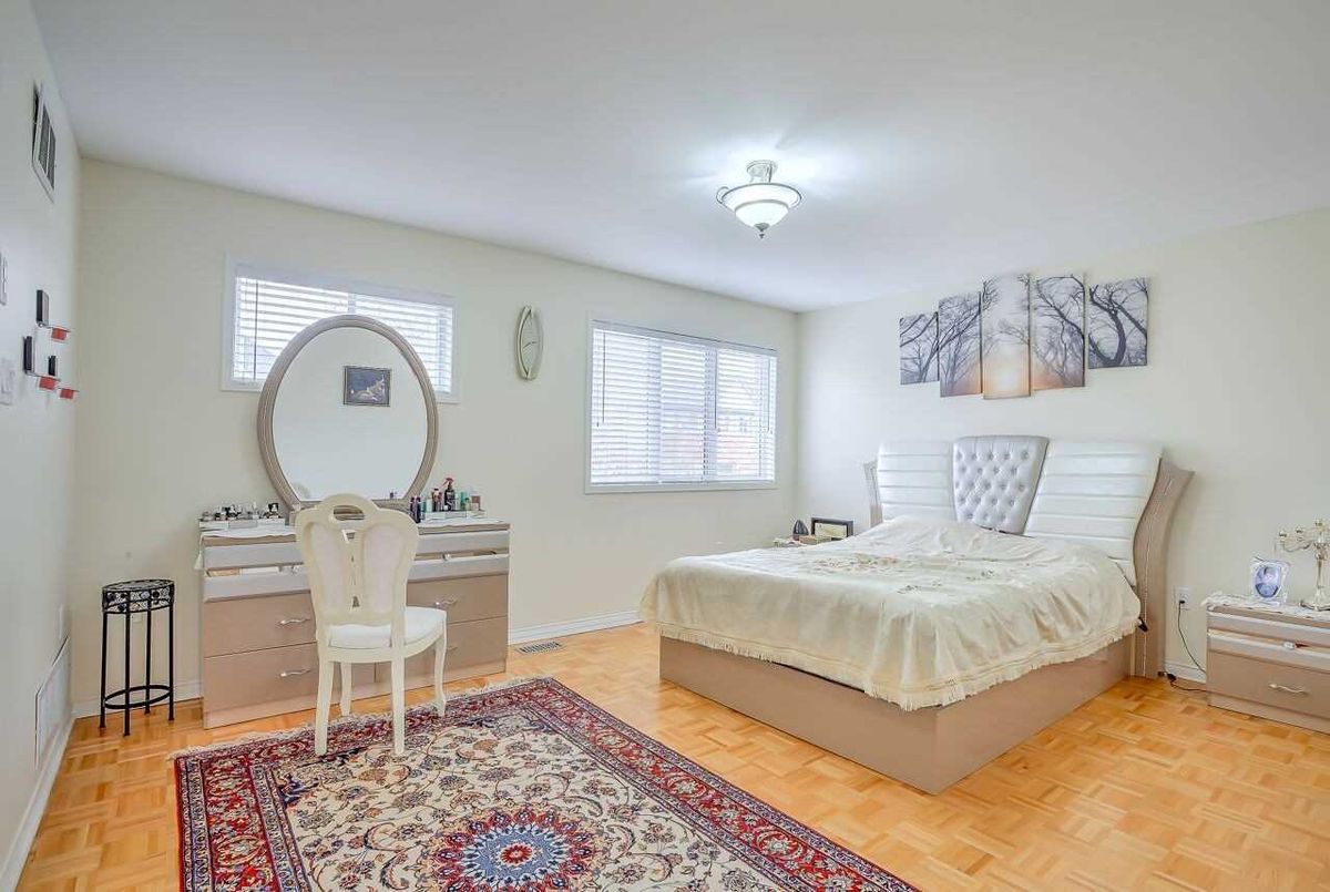 46 Belvia Dr 46 Belvia Dr Vaughan