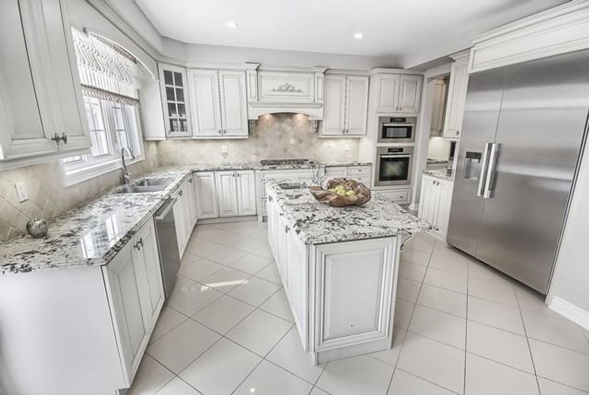 296 Upper Post Rd 296 Upper Post Rd Vaughan