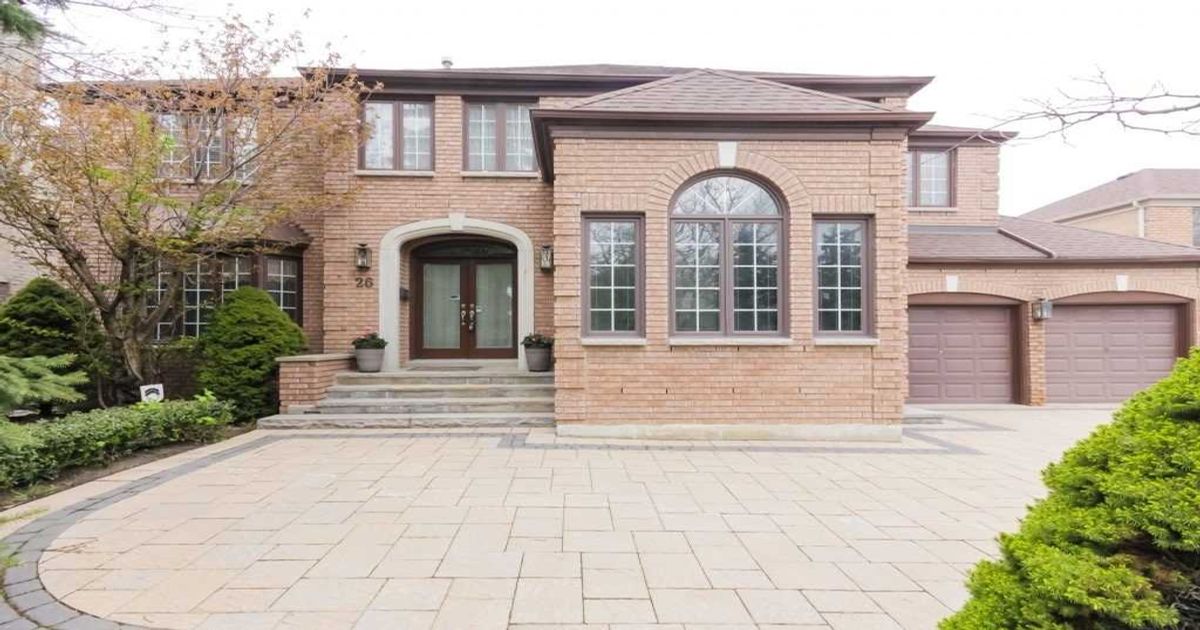 26 Hillholm Blvd Richmond Hill