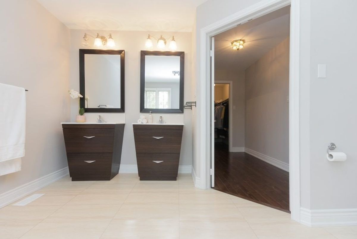 26 Hillholm Blvd 26 Hillholm Blvd Richmond Hill