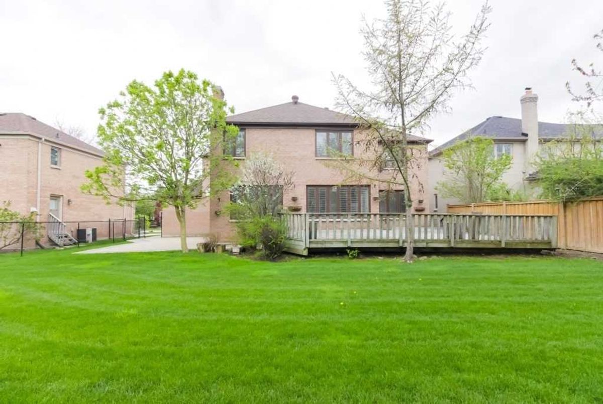 26 Hillholm Blvd 26 Hillholm Blvd Richmond Hill