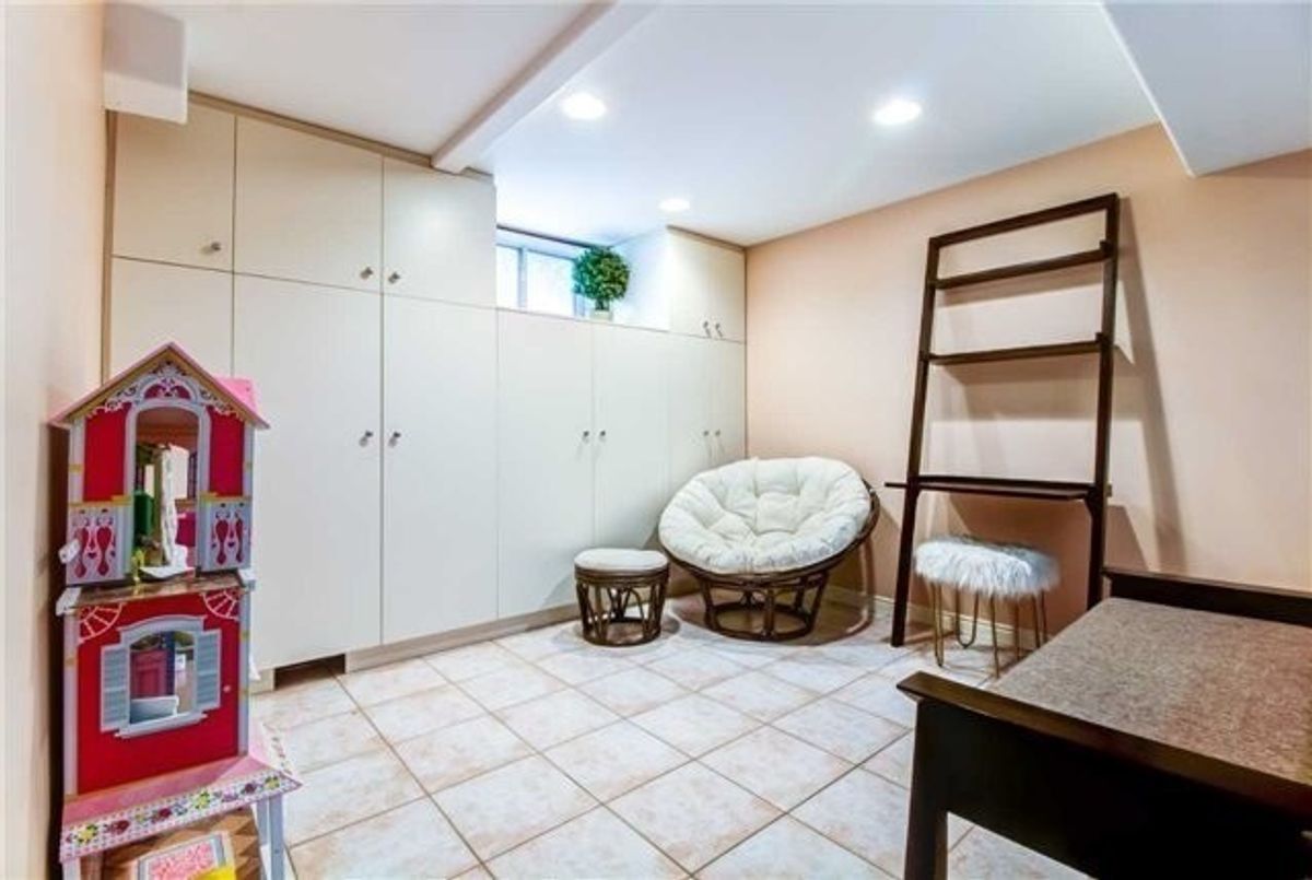 57 Norman Dr 57 Norman Dr King