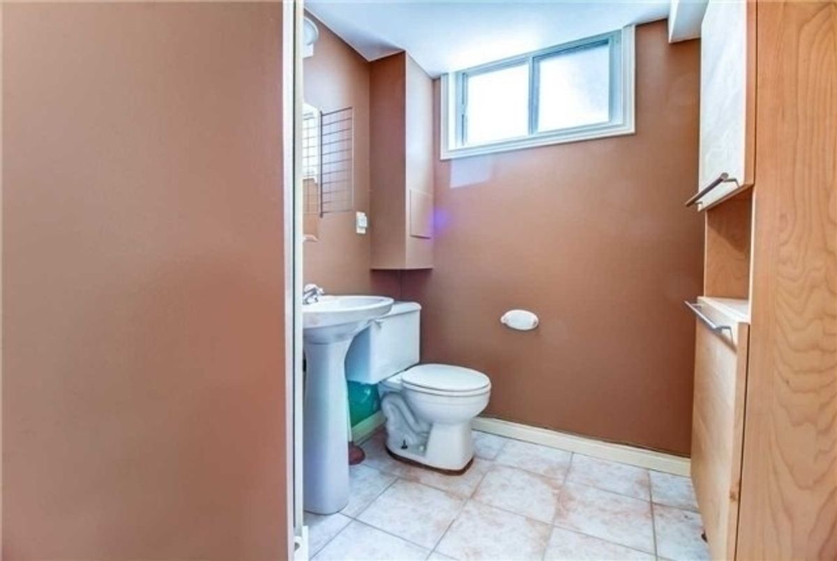 57 Norman Dr 57 Norman Dr King