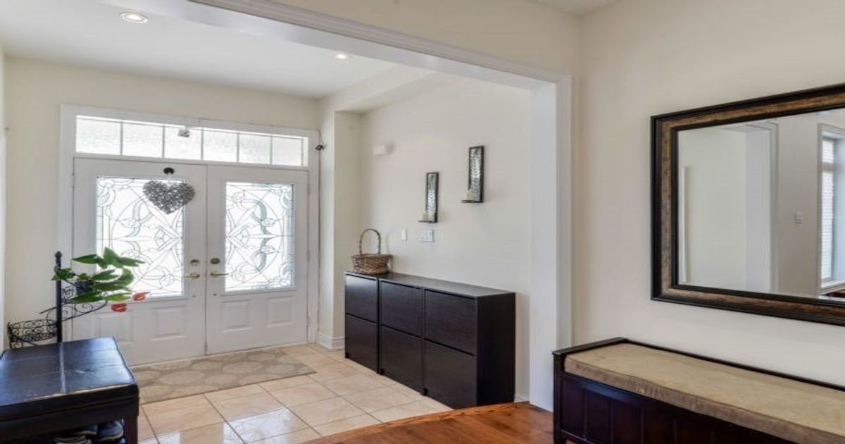 11 Yemina Gate Vaughan