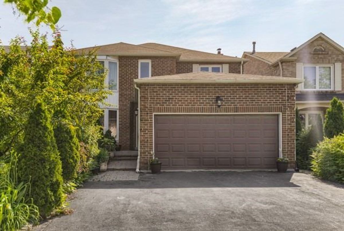 27 Bradbeer Cres 27 Bradbeer Cres Vaughan