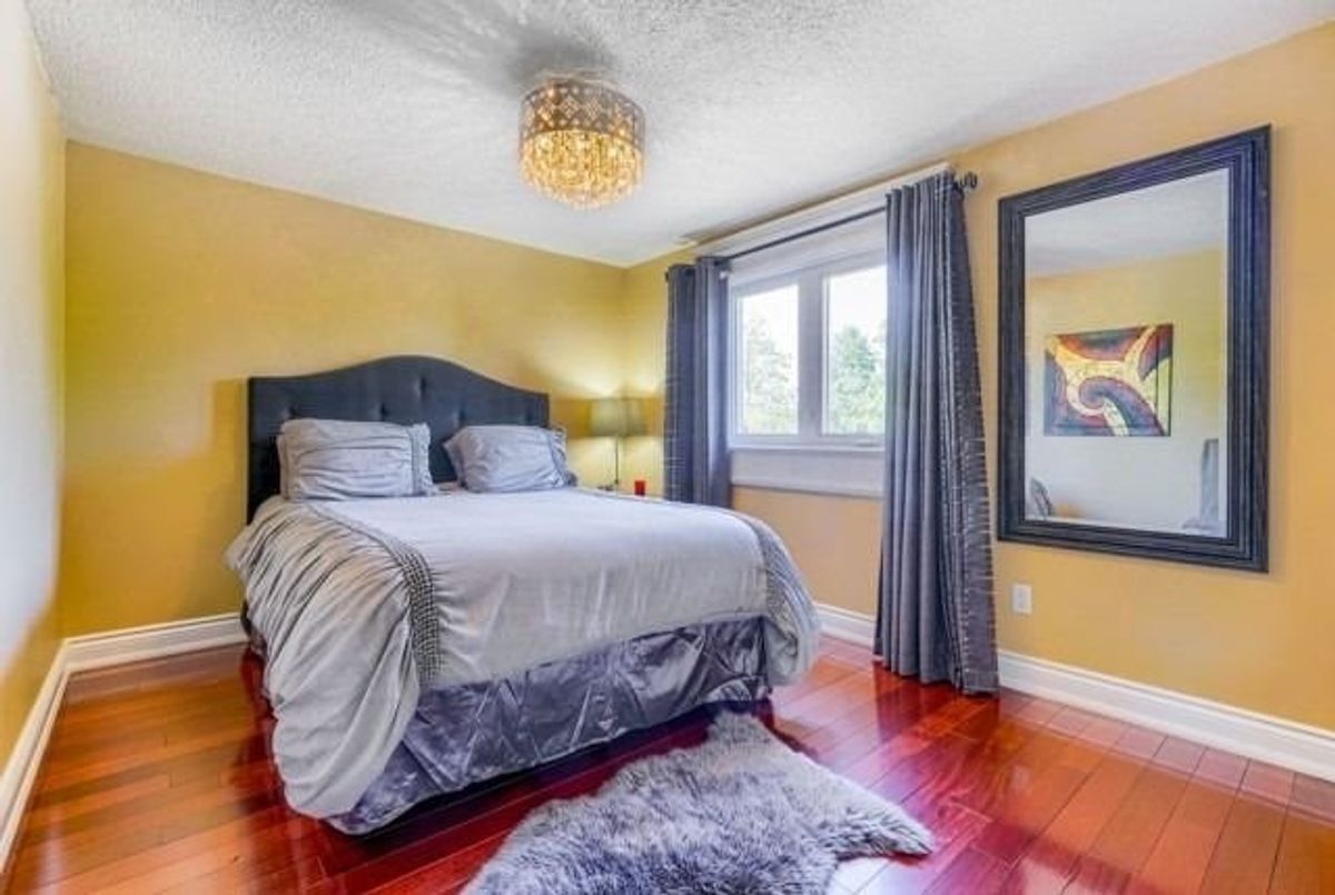 27 Bradbeer Cres 27 Bradbeer Cres Vaughan