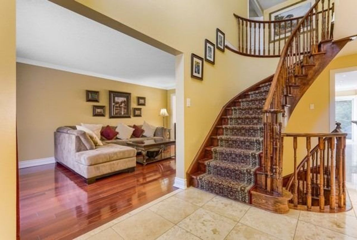 27 Bradbeer Cres 27 Bradbeer Cres Vaughan
