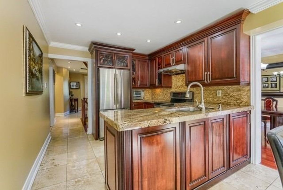 27 Bradbeer Cres 27 Bradbeer Cres Vaughan