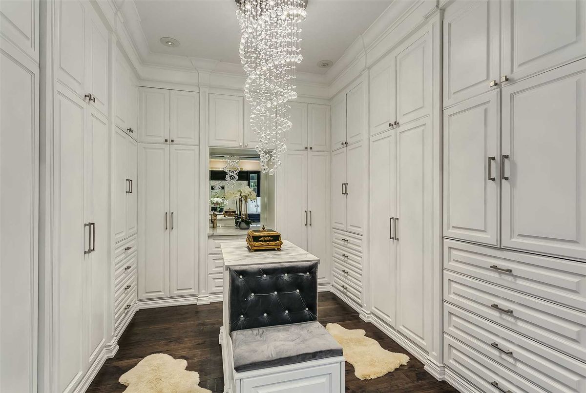16 Finesse Crt 16 Finesse Crt Richmond Hill