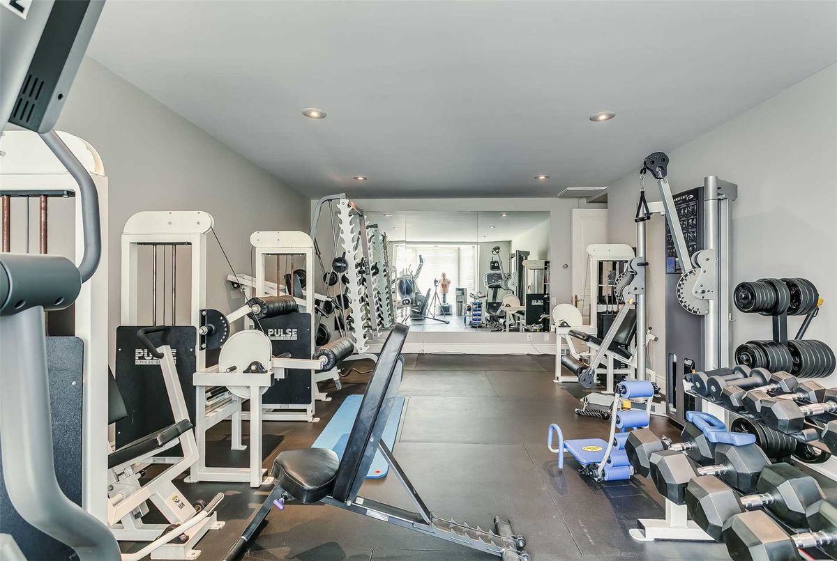 16 Finesse Crt 16 Finesse Crt Richmond Hill