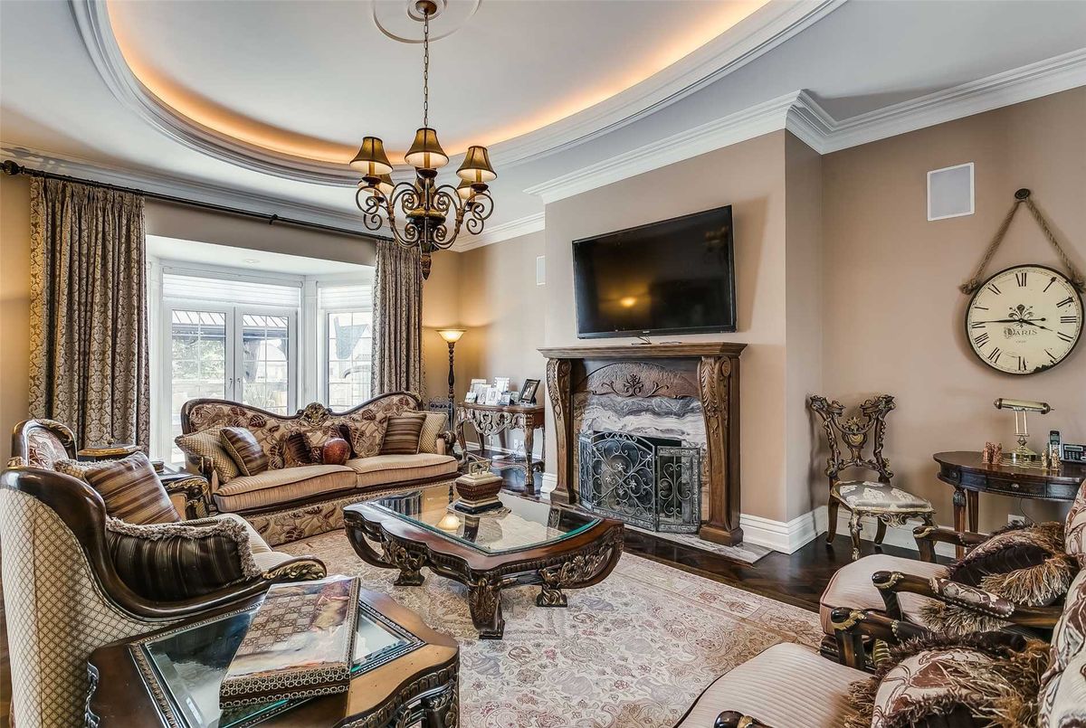 16 Finesse Crt 16 Finesse Crt Richmond Hill
