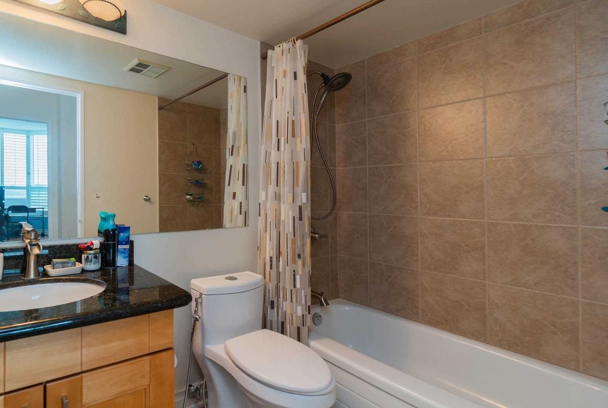 1516-7805 Bayview Ave 1516-7805 Bayview Ave Markham