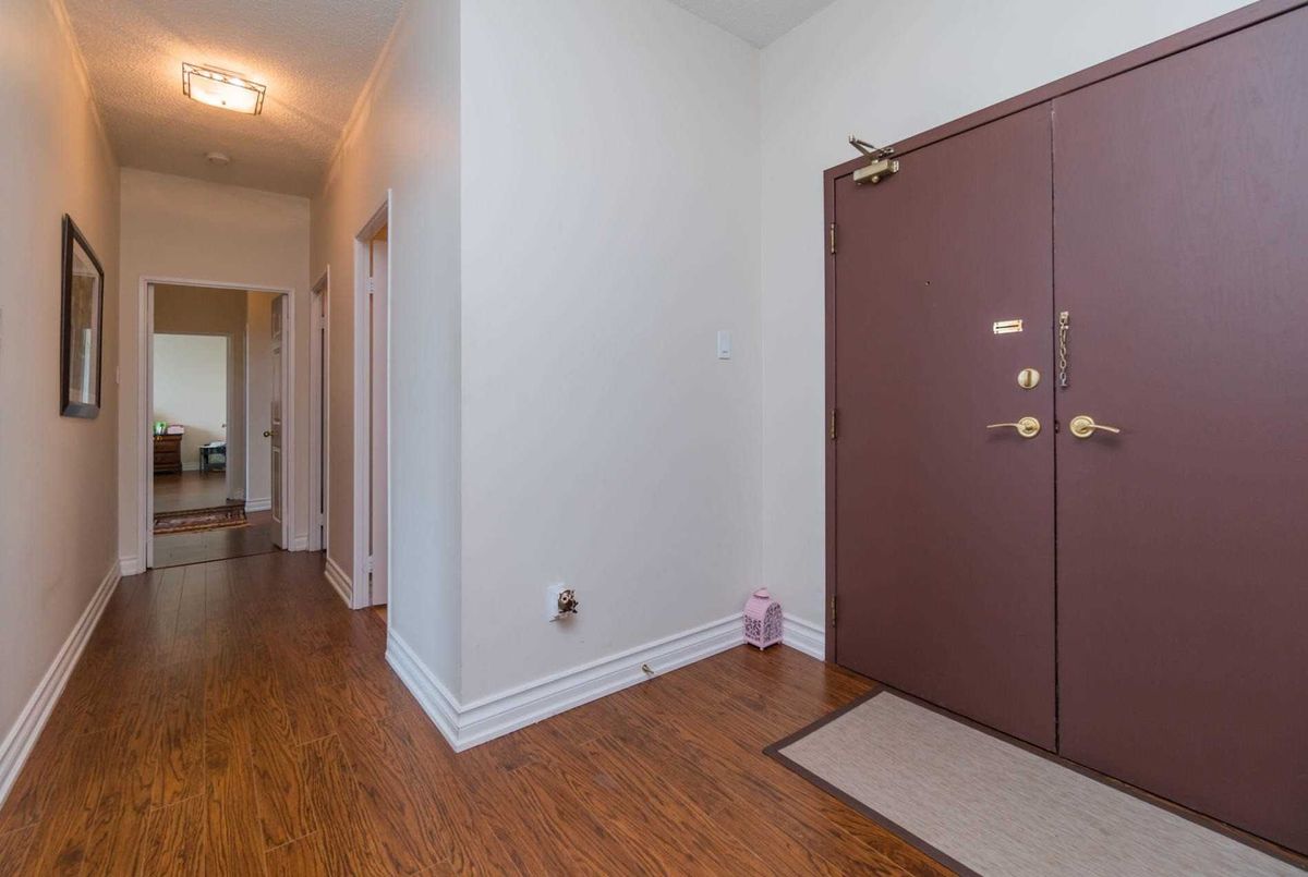 1516-7805 Bayview Ave 1516-7805 Bayview Ave Markham