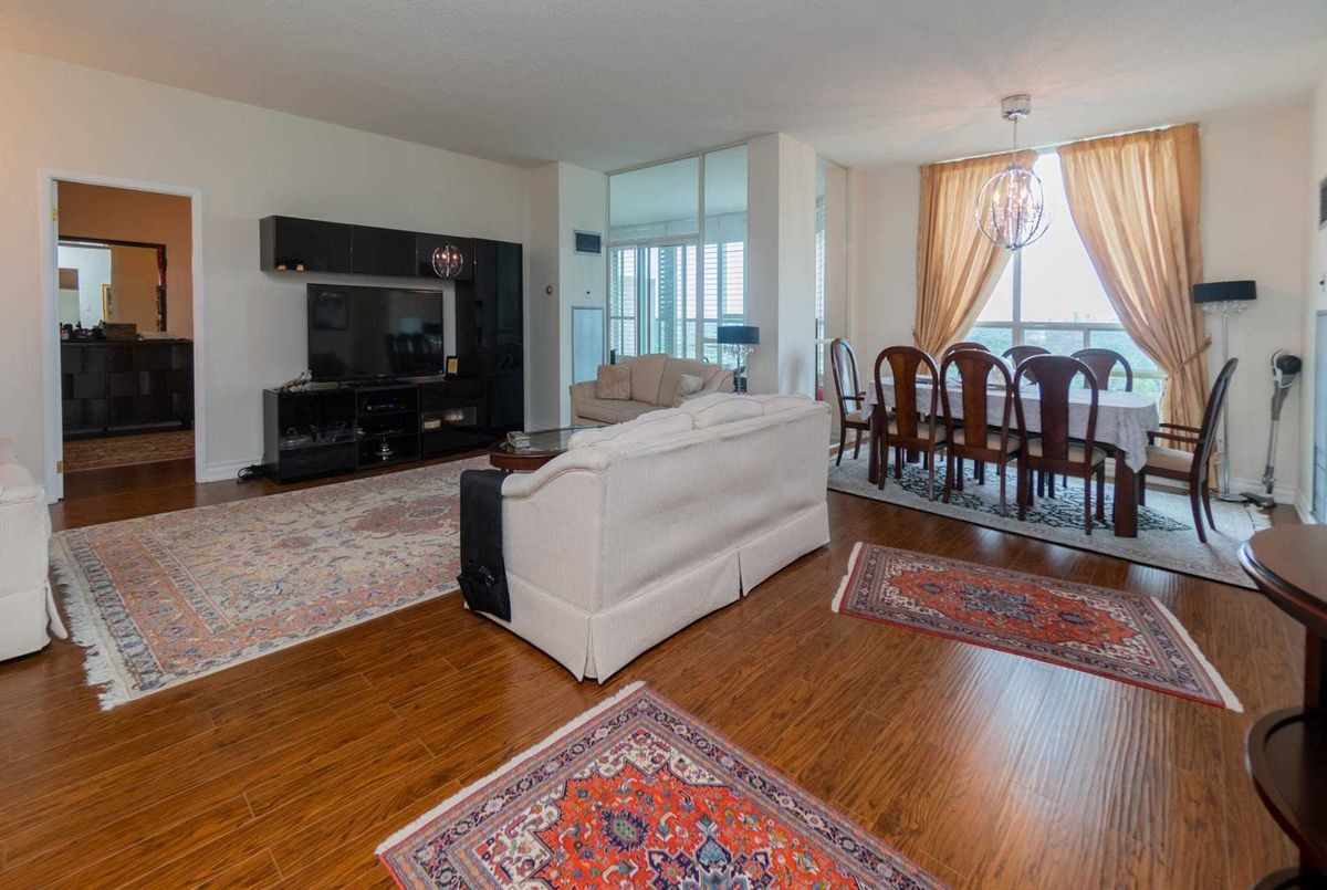 1516-7805 Bayview Ave 1516-7805 Bayview Ave Markham